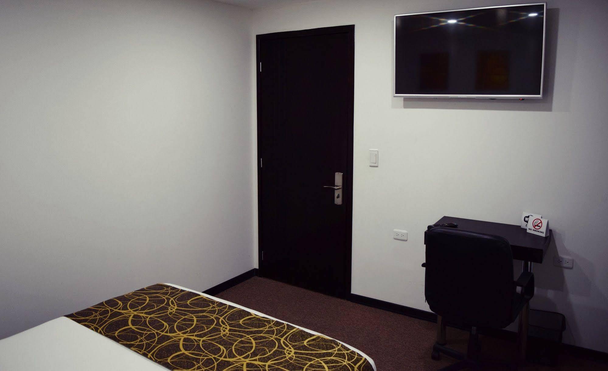Hotel Ayenda 1063 Golden Bogotá Exteriér fotografie